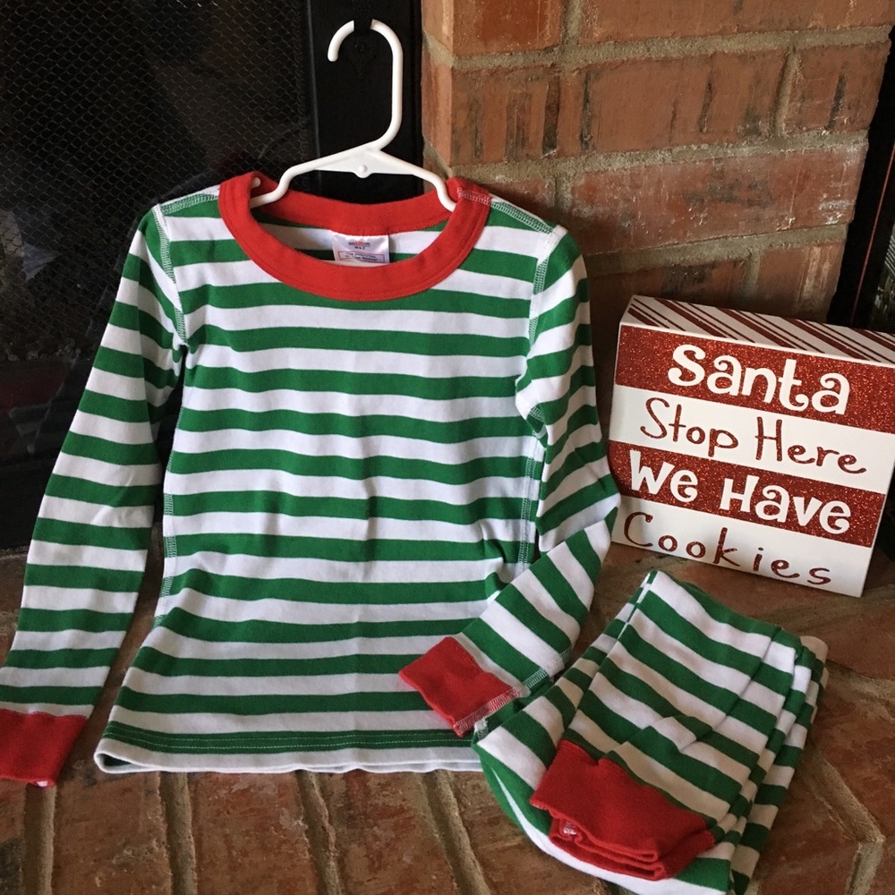 CHRISTMAS PAJAMAS